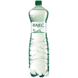 RAJEC Pramenitá voda jemne sýtená 6 x 1,5 l vratná PET fľaša